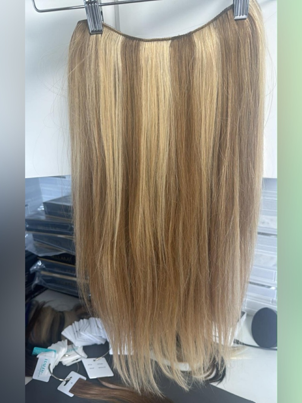 22" LAYERED
HALO®
EXTENSIONS
COLOR 622 New